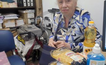 Нужны медикаменты, бытовая химия и продукты питания для Апресовой Л.В.
